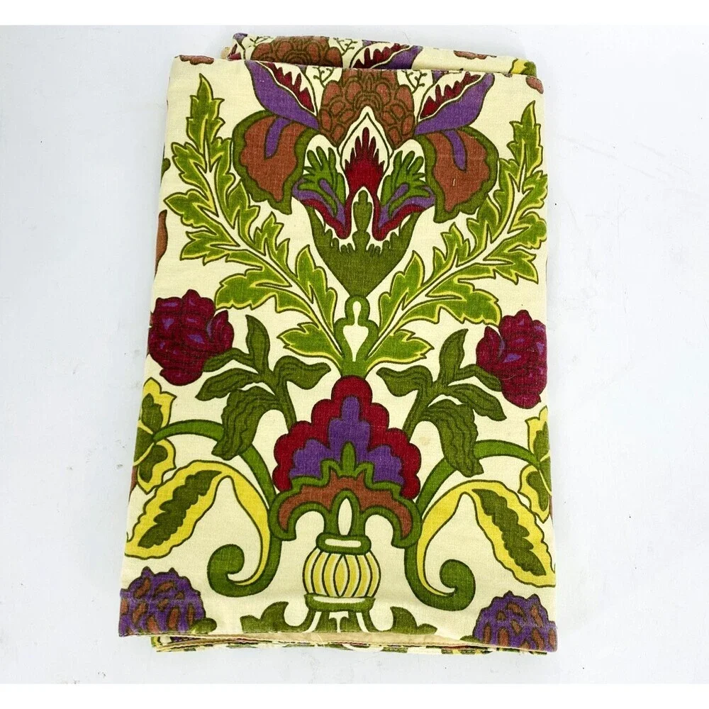World Market Table Runner French Retro Acanthus Artichoke Floral 16x50